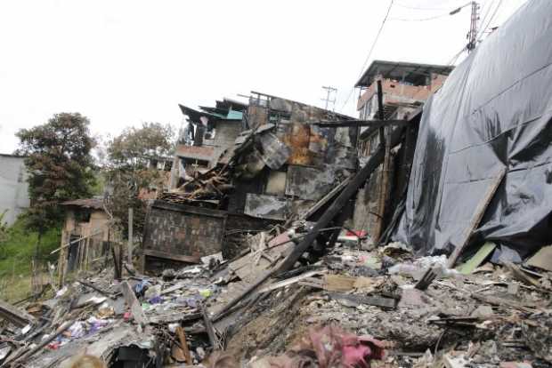 Iniciaron campaña de solidaridad por los damnificados del incendio en La Carrilera (Manizales)