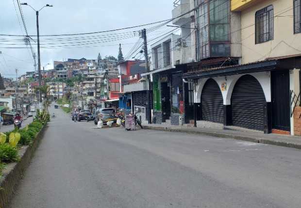 En Caldas se mantienen los toques de queda