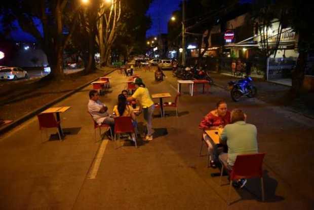 Gobierno endurece restricciones por el tercer pico de la pandemia Gobierno endurece restricciones por el tercer pico de la pandemia