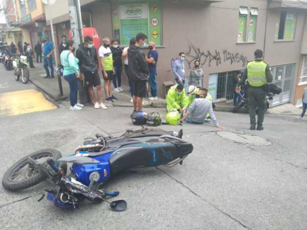 Motociclista lesionado en accidente en Villamaría