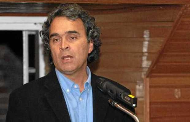Fiscalía imputa ante la Corte Suprema de Justicia al exgobernador Sergio Fajardo