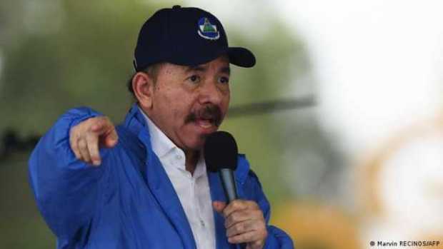 Daniel Ortega llama a consulta a embajador en Colombia 