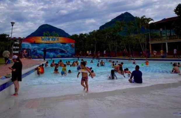 Supía reactiva la piscina de olas