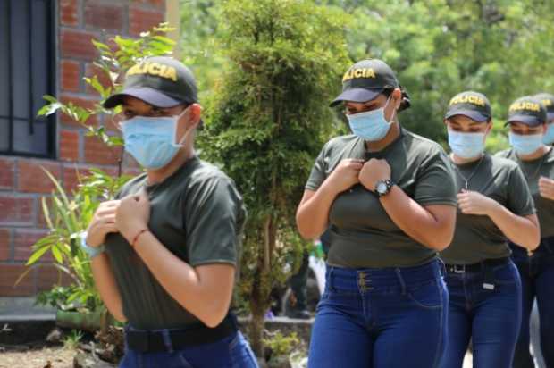 32 mujeres prestarán el servicio militar como auxiliares de policía en Caldas