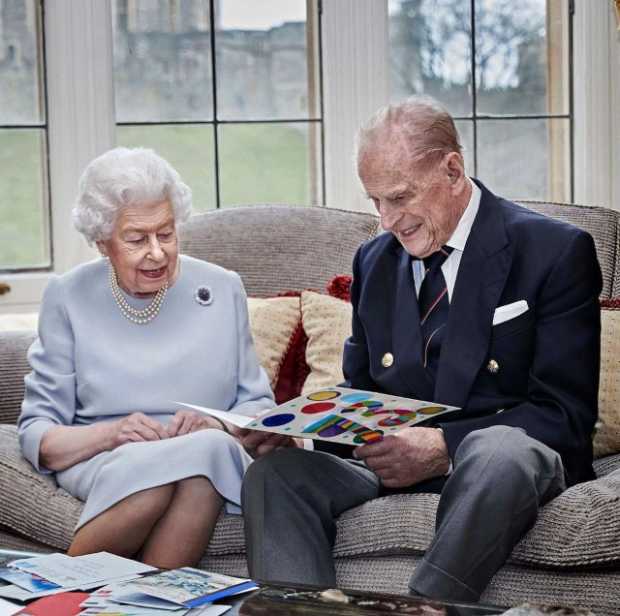 La reina Isabel II del Reino Unido y su esposo, el príncipe Felipe