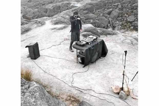 Molestia por DJ en el nevado