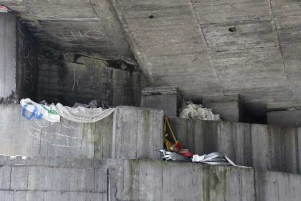 Basurero y consumo de drogas en el túnel de la carrera 25 con calle 38