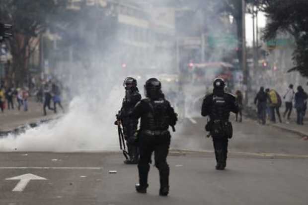 Gobierno traza límites a intervención de la Policía en protestas: Esmad, último recurso 