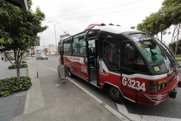 Buses siguen en funcionamiento.