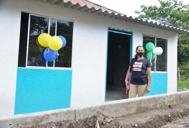 Entregan 15 casas del sistema de bloqueras comunitarias en Viterbo