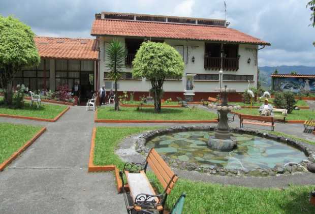 En los hogares de larga estancia de adultos mayores, como el Santa Catalina de Aranzazu, están a la espera de las vacunas contra