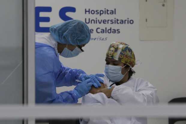 Manizales llegó a 455 fallecidos por covid-19 en primer día de vacunación 