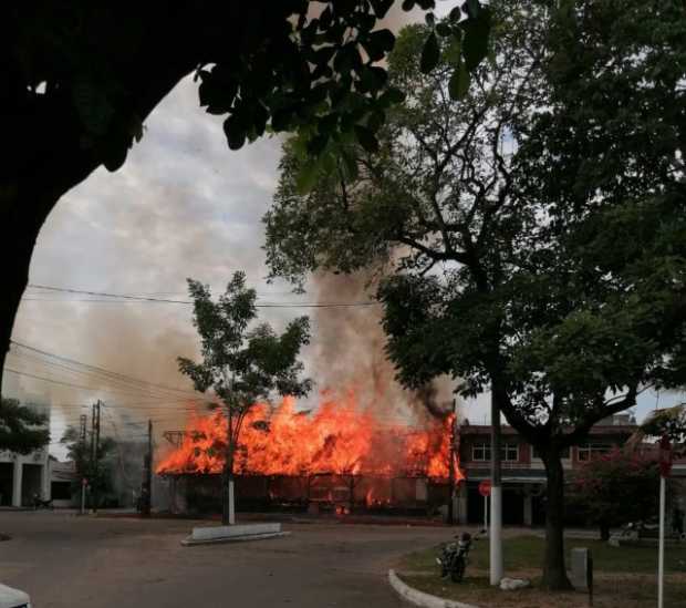 Incendio en restaurante en La Dorada
