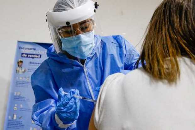 Residentes en Manizales y que fueron vacunados en el extranjero deberán registrarlo ante la Secretaría de Salud
