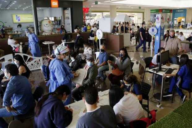 Colombia suma 18.586 contagios y 427 muertes por covid-19 Colombia suma 18.586 contagios y 427 muertes por covid-19