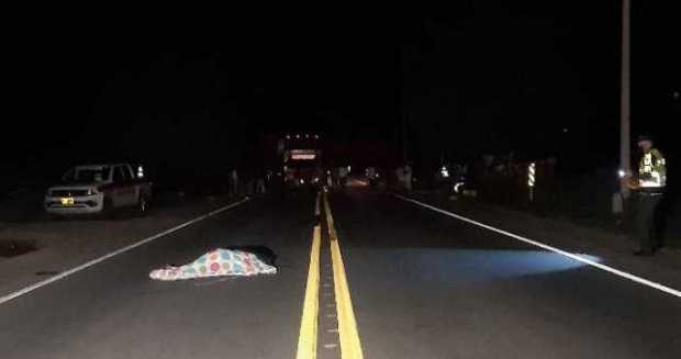 Dos personas muertas en accidente de tránsito en la vía entre Manizales y Medellín