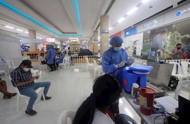 Colombia confirma récord de 27.000 nuevos casos de coronavirus y 511 muertos