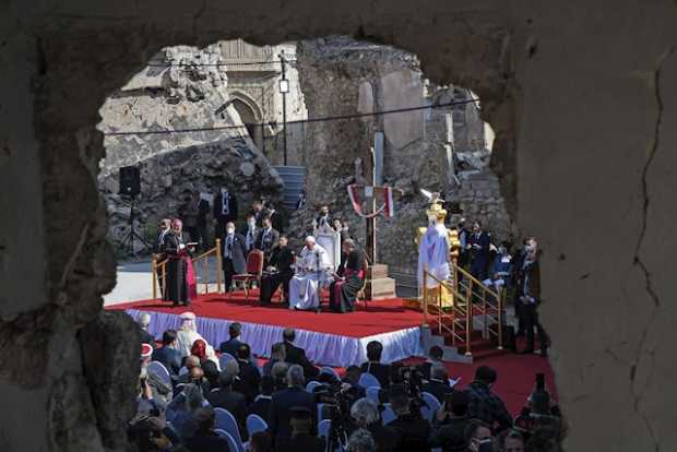 Francisco se despidió de Irak pidiendo unidad Francisco se despidió de Irak pidiendo unidad