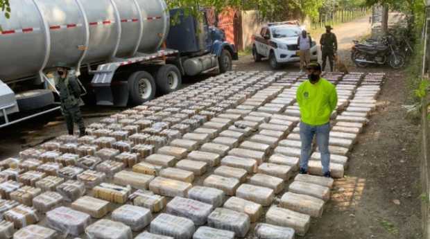 Cayeron 2.798 kilos de marihuana en vía La Dorada-Puerto Salgar