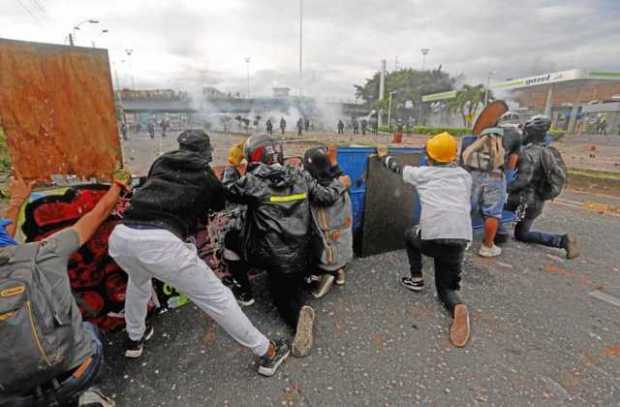 Las protestas, que comenzaron el pasado 28 de abril contra la ya extinta iniciativa de reforma fiscal, se han cobrado 42 víctima