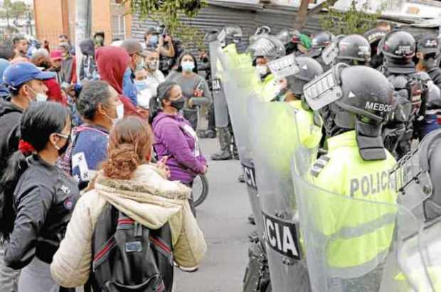 Foto | EFE | LA PATRIA Según la Policía Nacional, en la tarde de ayer se registraban 36 bloqueos en el país.