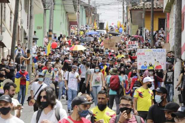 Peticiones y bloqueos siguen su marcha en cuarta jornada de movilización en Manizales