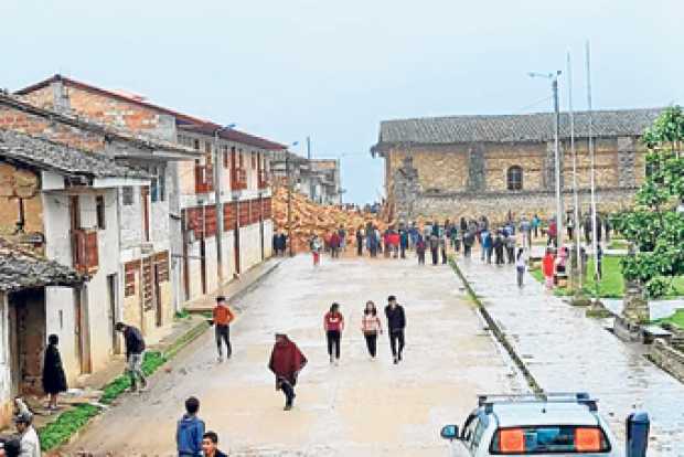 Se derrumbó la torre de la Iglesia del distrito de La Jalca Grande, en la provincia de Chachapoyas, región Amazonas, construida 