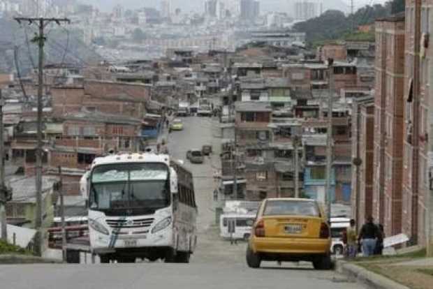 "Necesitamos que amplíen y mejoren el servicio, dado que en poco tiempo entregan otros apartamentos y será mayor el flujo de personas". "Necesitamos que amplíen y mejoren el servicio, dado que en poco tiempo entregan otros apartamentos y será mayor el flujo de per