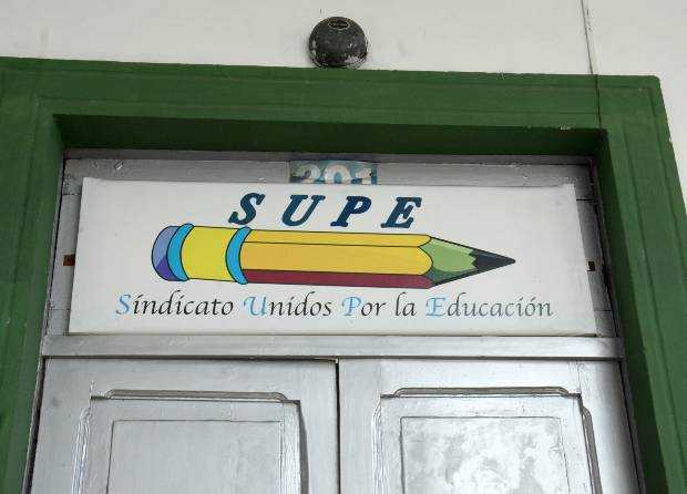 sindicato Supe y Liceo Isabel La Católica