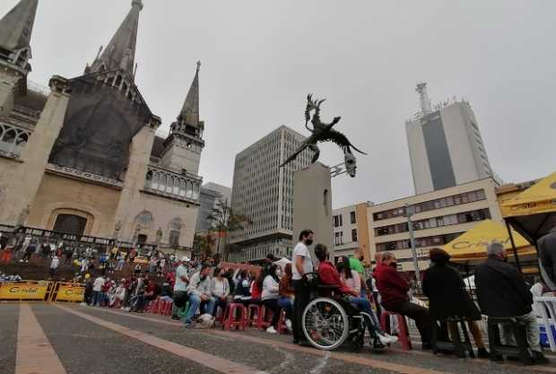 Hoy hay vacunación de FunPaz en la Plaza de Bolívar