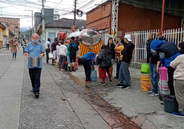 Villamaría sin agua: empalizada tapó bocatomas Villamaría sin agua: empalizada tapó bocatomas