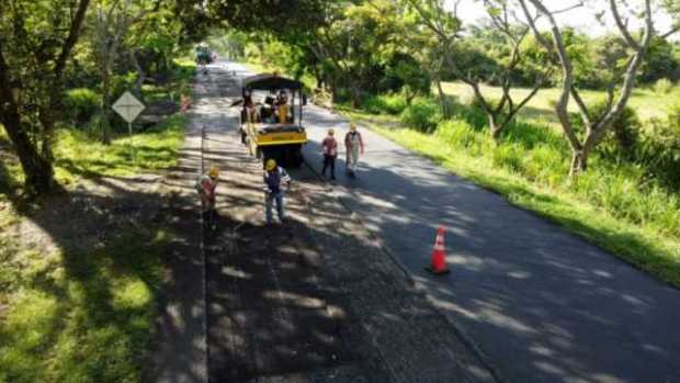 Se han rehabilitado y mejorado 85 kilómetros en la vía Cambao-Manizales