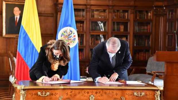 El documento fue suscrito por la ministra de Relaciona Exteriores y vicepresidenta, Marta Lucía Ramírez, y el jefe de la MAPP/OE