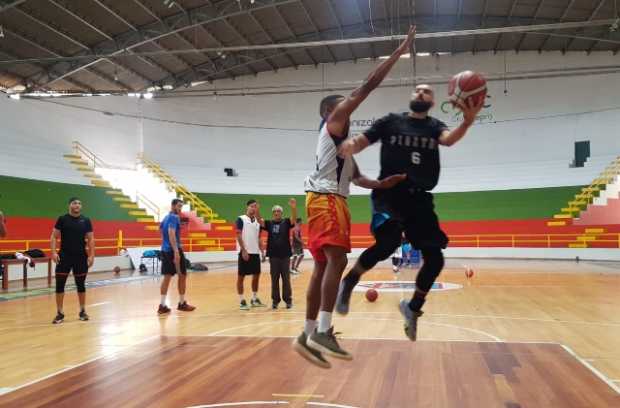 Sabios Manizales empezó la pretemporada para la Liga II de Baloncesto