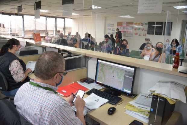 En la Oficina del Sisbén en Manizales se puede pedir la encuesta para registrarse en el Sisbén IV.