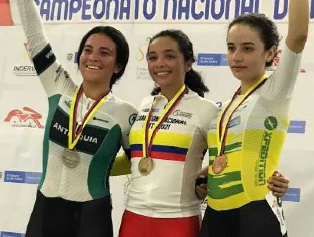 Caldas logra medalla de bronce en el Nacional de Ciclismo en Pista