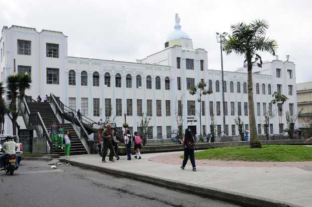 Las clases del Inem serán en el Liceo