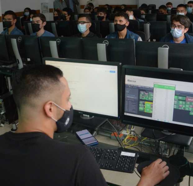 La Universidad Nacional lleva al aula la era computacional, nueva carrera en la sede Manizales