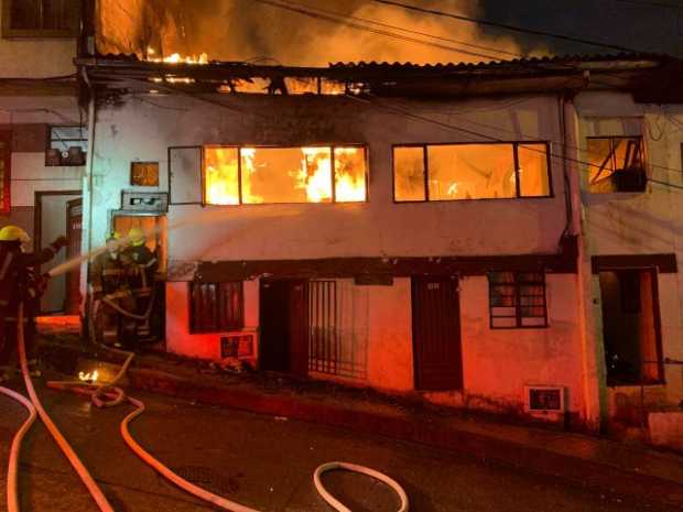 El fuego afectó 10 viviendas en El Guamo y a un costado del ICBF