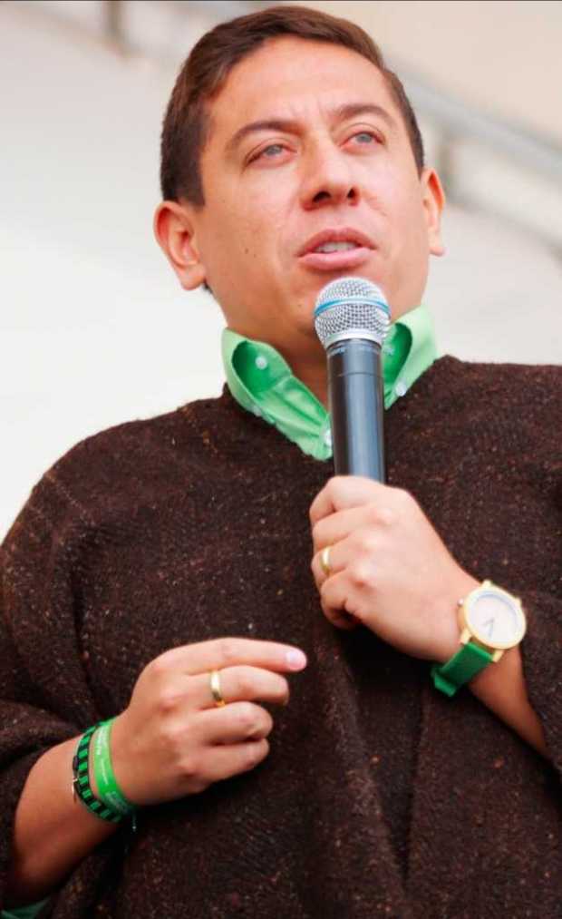 Carlos Amaya, precandidato presidencial