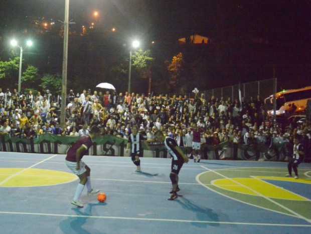 Torneo de fútbol callejero