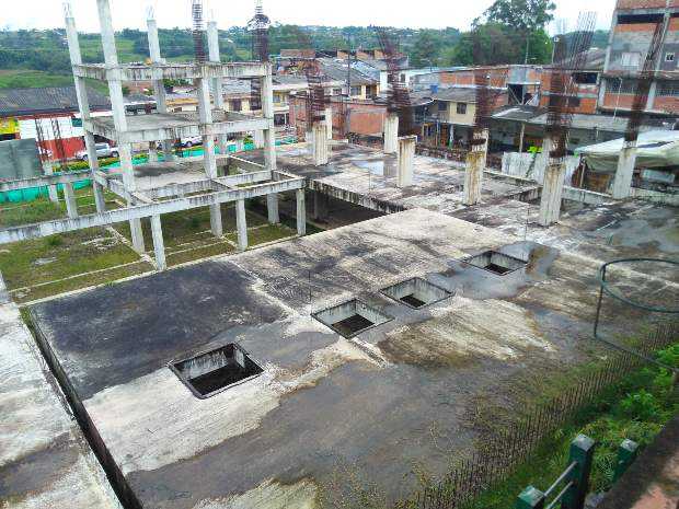 Foto I Leonidas Guerrero I LA PATRIA  Así quedó la construcción de la nueva sede de la Normal, ya que los trabajos se han deteni