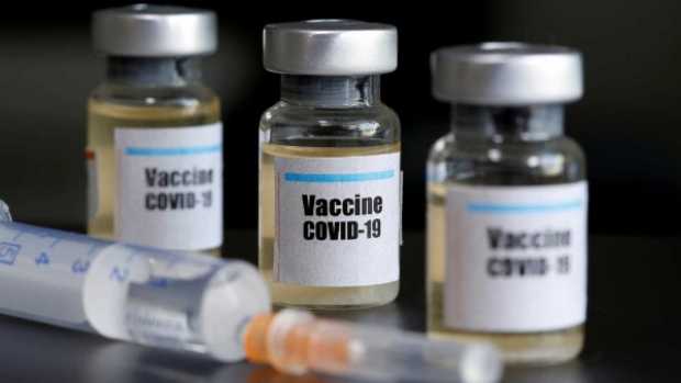 Duque recibe más de un millón de vacunas contra covid-19 donadas por España