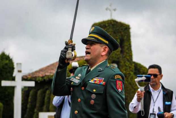 Trasmisión de mando en el Batallón Ayacucho: el nuevo comandante es el coronel José Francisco Candela