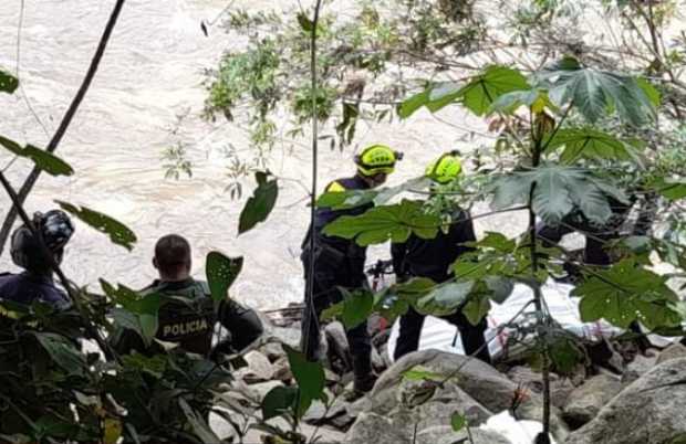 Hallan cadáver de un hombre en el río Cauca 