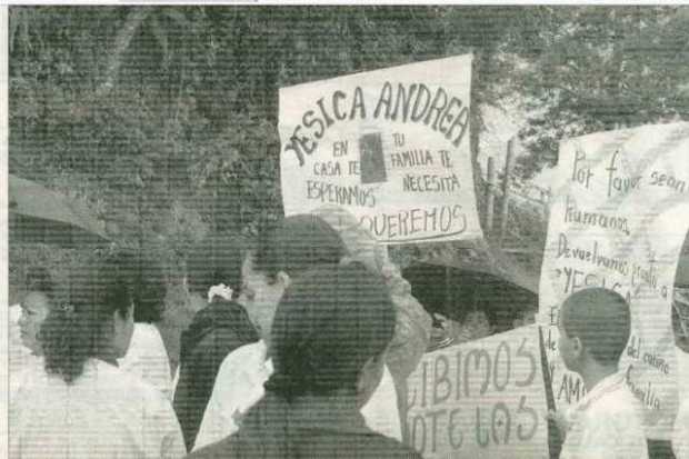  Fotos| LA PATRIA  La comunidad de Aguadas marchó por la libertad de Yésica Andrea Franco Orrego, de tres años, el 25 de noviemb