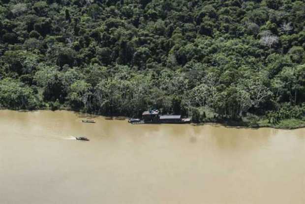 Fotografía cedida por el Ejército brasileño que muestra una vista general de una zona selvática en el Valle del Javari, en el es