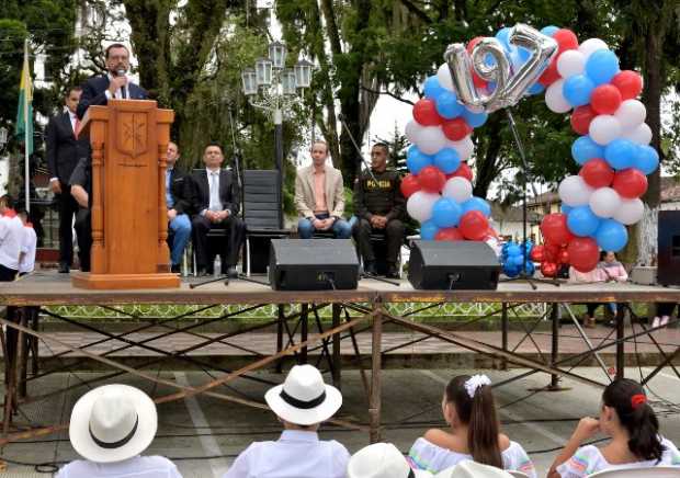 Salamina se proyecta al bicentenario