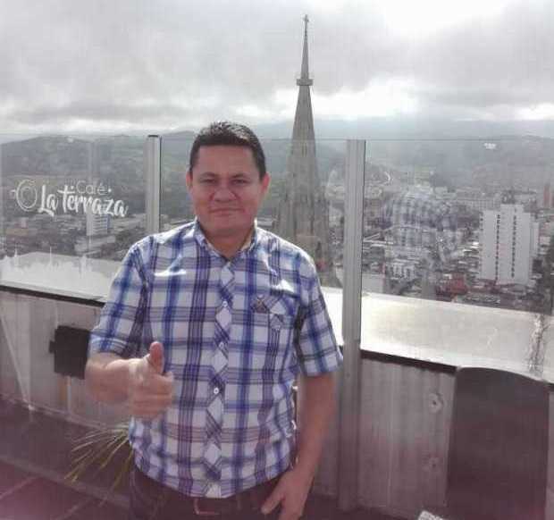 Juan Carlos Martínez Botero, de 40 años, quien laboraba para la Procuraduría Municipal de Andes (Antioquia) y era presidente del