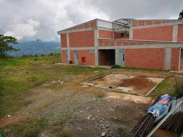  Foto I Cortesía para LA PATRIA  La escuela Juan XXIII dejó de funcionar desde el 2011 ante el peligro de colapsar. La comunidad